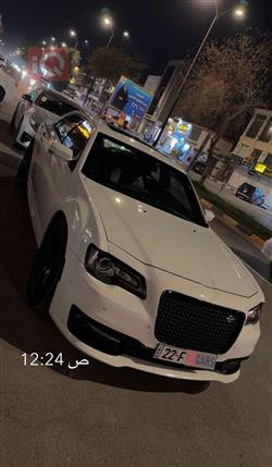 کرایسلەر 300